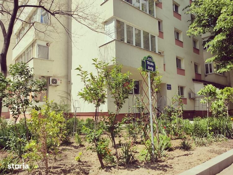 Garsonieră decomandată în Iancului