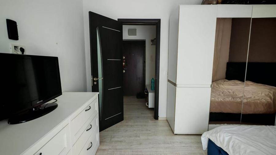 Apartament cu 2 camere decomandat, mobilat în Central