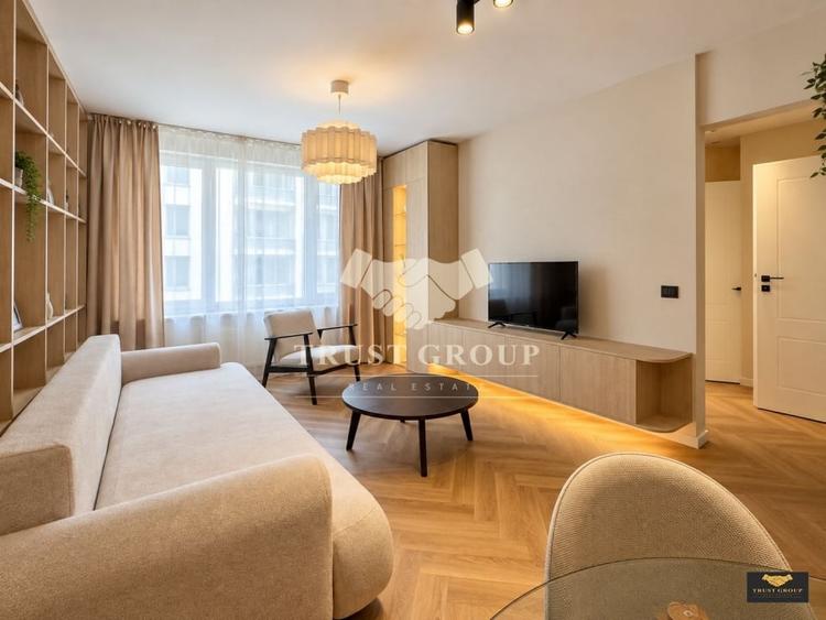 Apartament cu 2 camere decomandat, mobilat în Calea Victoriei