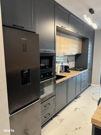 Apartament cu 3 camere în Drumul Taberei