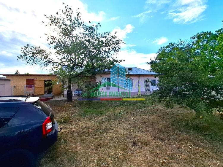 Casă cu 3 camere cu Canalizare în Cotești