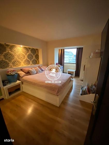 Apartament cu 4 camere decomandat în Gară