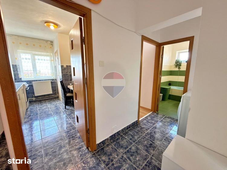 Apartament cu 2 camere decomandat, mobilat în Funcționarilor