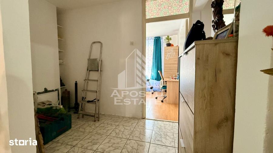 Apartament cu 3 camere, curte si boxa de vanzare, Zona Simion Barnutiu - 5