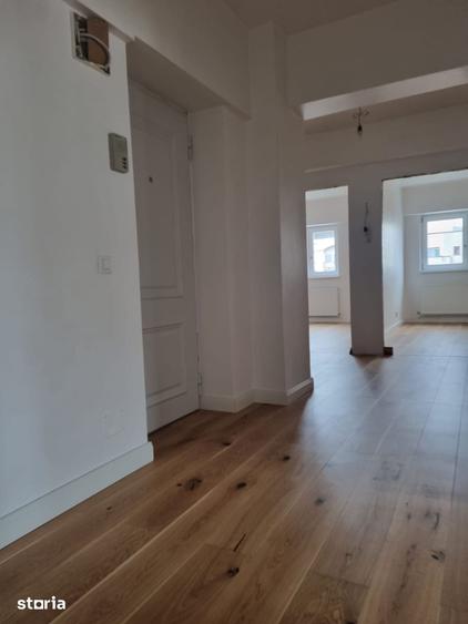 Apartament decomandat, renovat, liber, Calea Bucure?ti-Pia?a Centrala - 2
