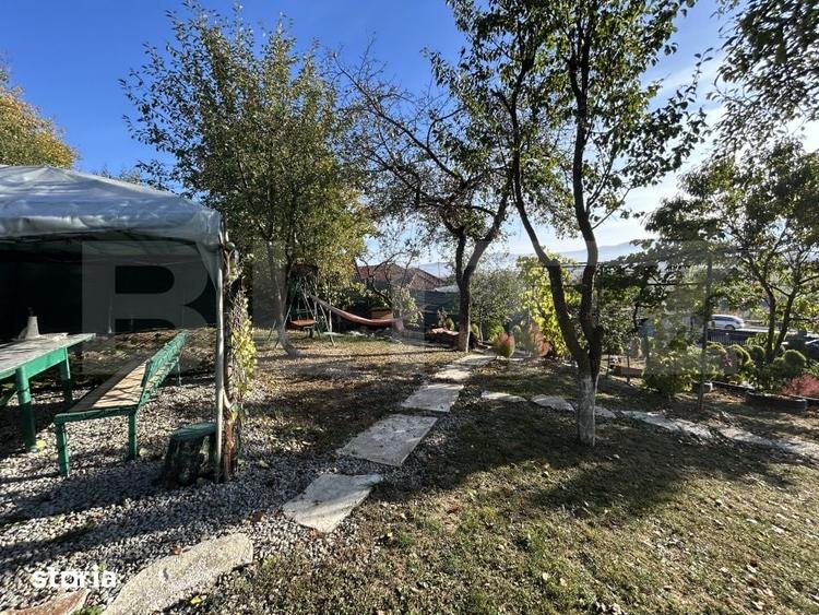 Casă cu 2 camere cu Teren 1000 Mp în Central