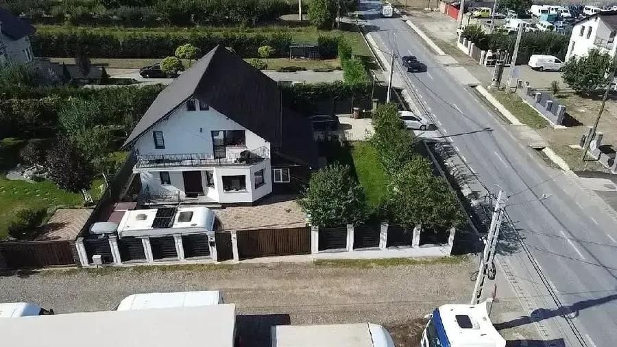 Casă cu Teren 500 Mp în Tișăuți