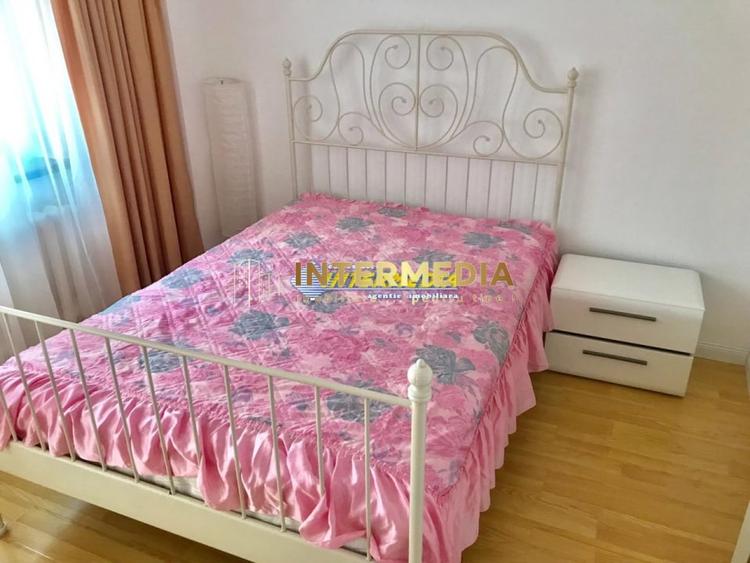 Apartament cu 2 camere decomandat, mobilat în Central
