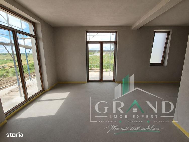 Casă cu 4 camere cu Teren 800 Mp în Jucu