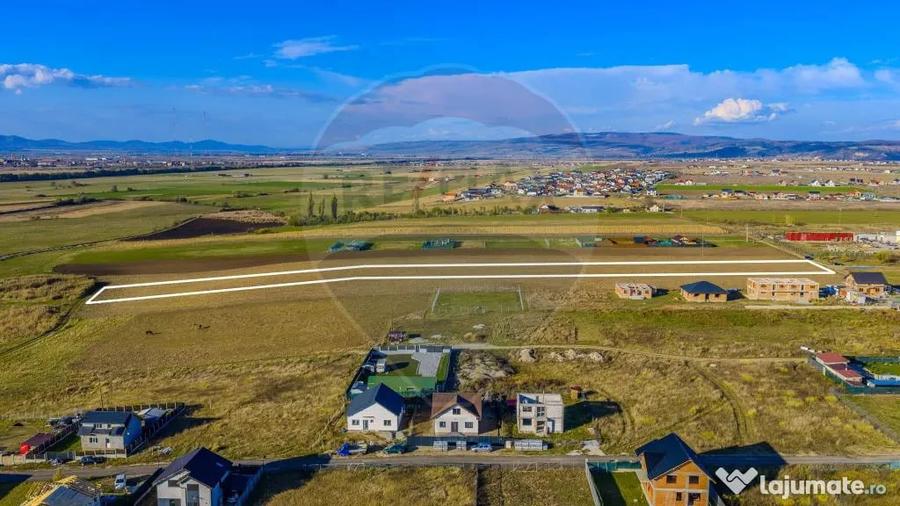Teren de 8900 mp, în Sânpetru