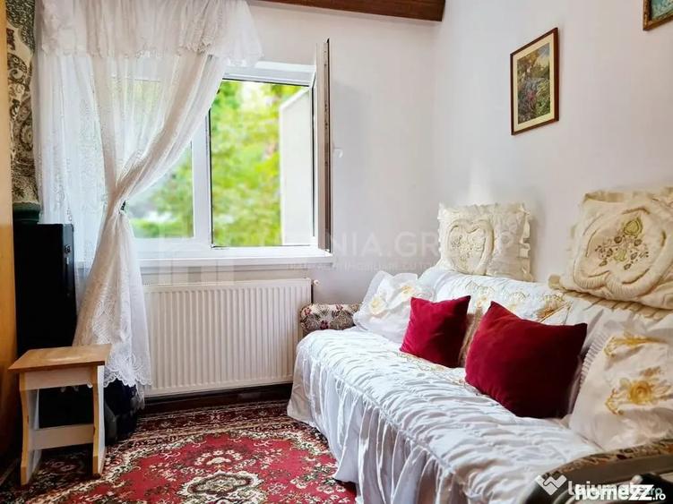 Apartament cu 3 camere decomandat în Răcădău