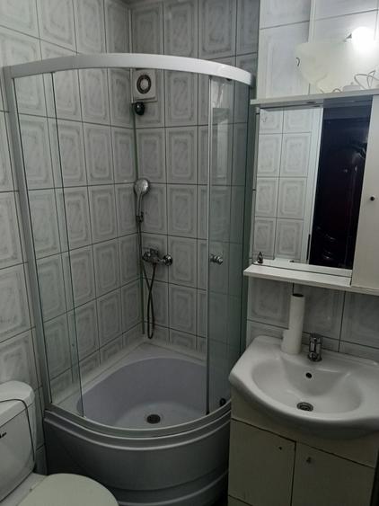 Garsonieră în Sârbi