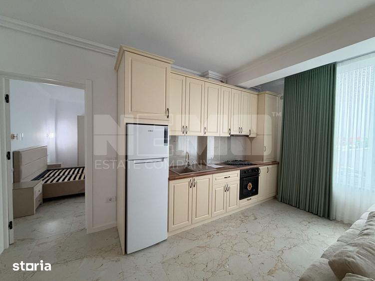 Apartament cu 3 camere semidecomandat în Central