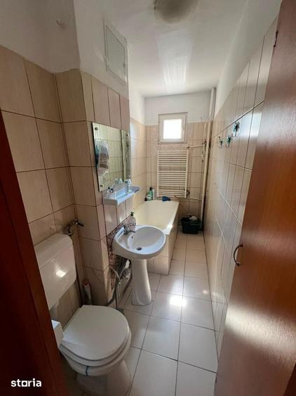 Garsonieră decomandată în Podu Roș