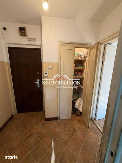 Apartament cu 2 camere semidecomandat în Rogerius