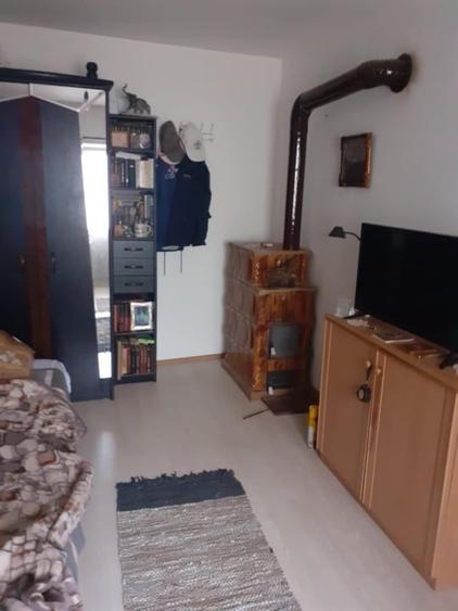 Casă individuală cu 5 camere cu Canalizare în Zăbrani