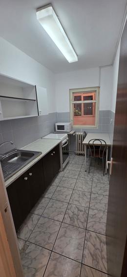 Garsonieră decomandată în Dristor