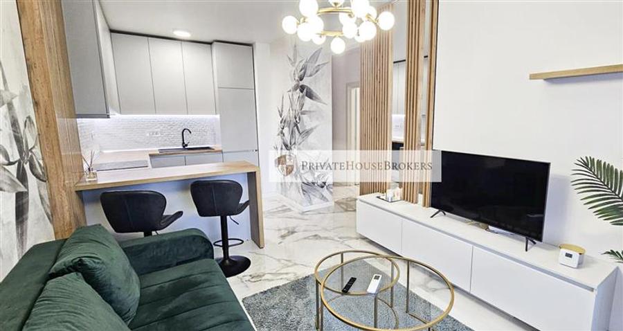 Apartament cu 2 camere semidecomandat, mobilat în Pipera