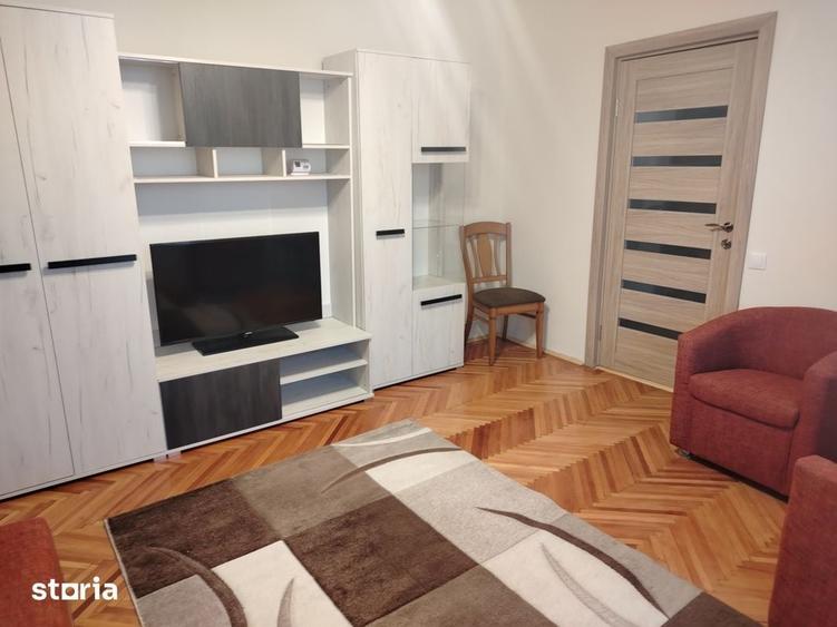 cv 74 Zona Sc. 14 ! chirie apartment 2 camere , etaj I - 6