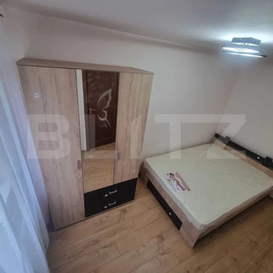 Apartament 3 camere de inchiriat zona micro 3 etaj 1 - 1