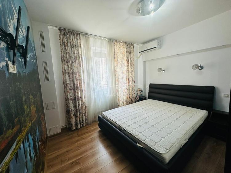 Apartament cu 3 camere semidecomandat, mobilat în Victoriei