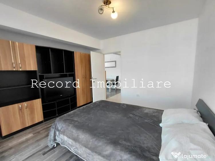 Apartament cu 3 camere semidecomandat în Florești
