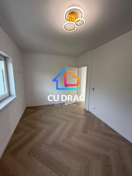 Penthouse cu 3 camere decomandat în Cristian