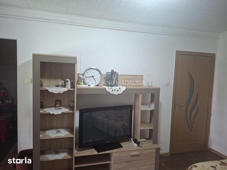 Apartament 2 camere,an universitar
