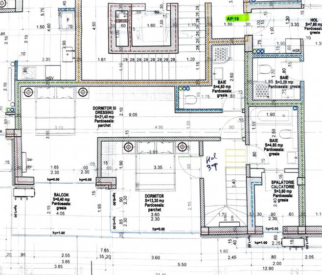 Apartament cu 4 camere semidecomandat în Moșilor