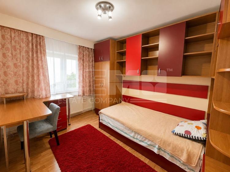 Apartament cu 3 camere semidecomandat, mobilat în Sud-Est