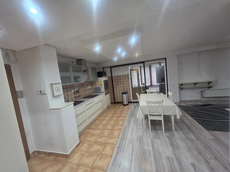 Apartament cu 3 camere decomandat în Mărăști