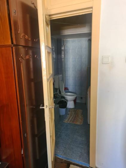 Garsonieră decomandată în Rosetti