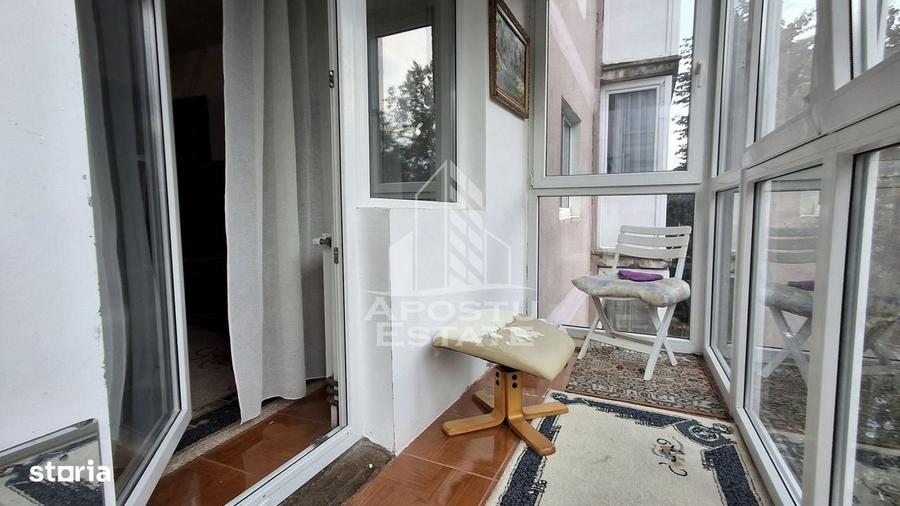 Apartament cu 2 camere semidecomandat în Micălaca