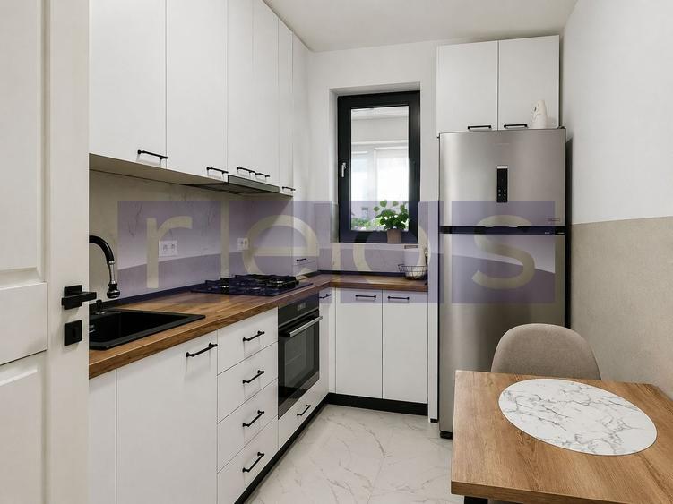 Apartament cu 3 camere decomandat în Central