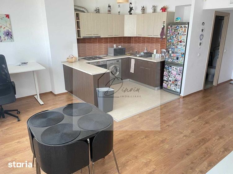 Apartament cu 2 camere decomandat în Văcăresti