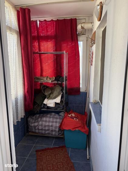 Apartament cu 2 camere decomandat în Exterior Vest
