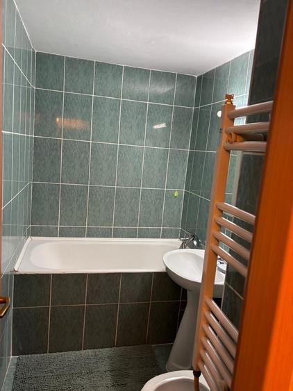 Apartament cu 2 camere semidecomandat în Rogerius