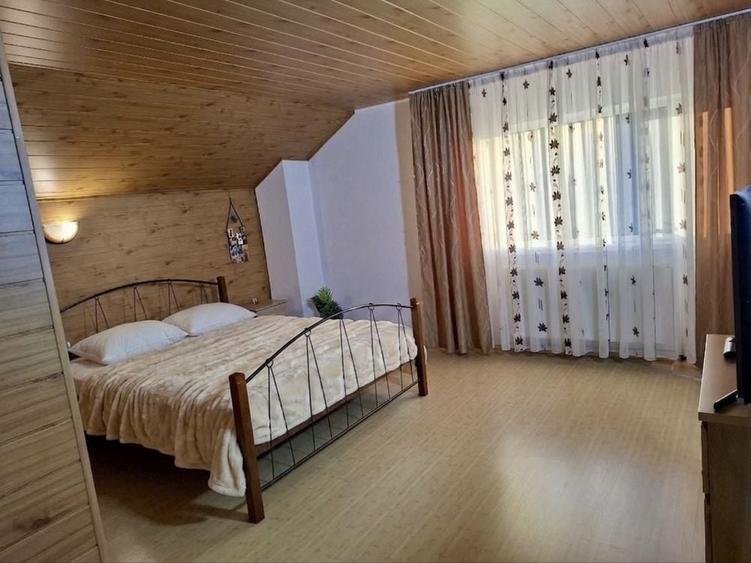 Casă cu 4 camere în Războieni