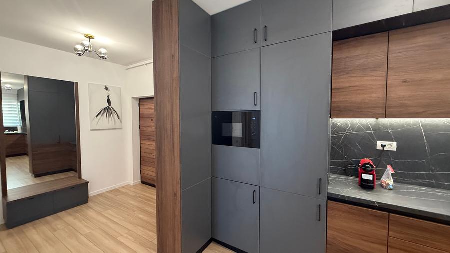 Apartament cu 2 camere decomandat în Central