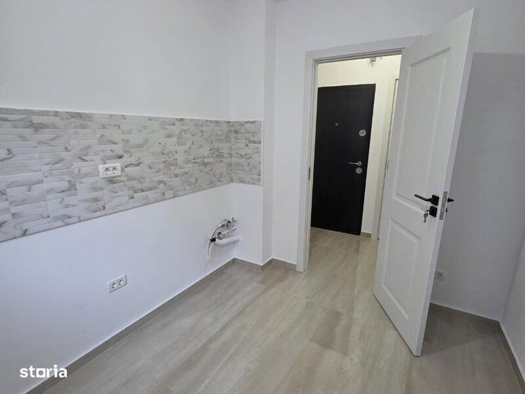 Apartament cu 2 camere decomandat în Titan — fotografia 1