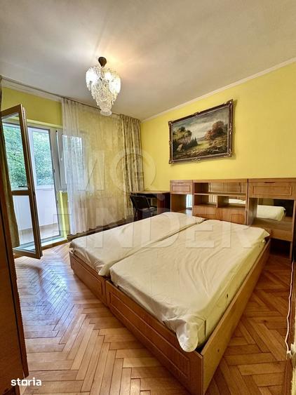 Apartament cu 3 camere decomandat în Între Lacuri