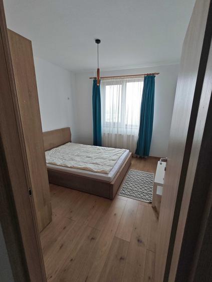 Apartament cu 2 camere decomandat în Păcii