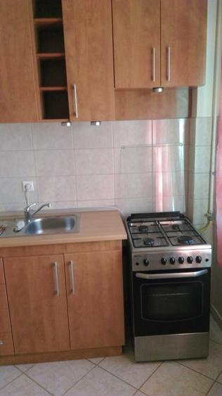 Apartament cu 2 camere decomandat în Florești