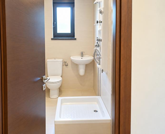 Duplex cu 6 camere cu Canalizare în Tunari