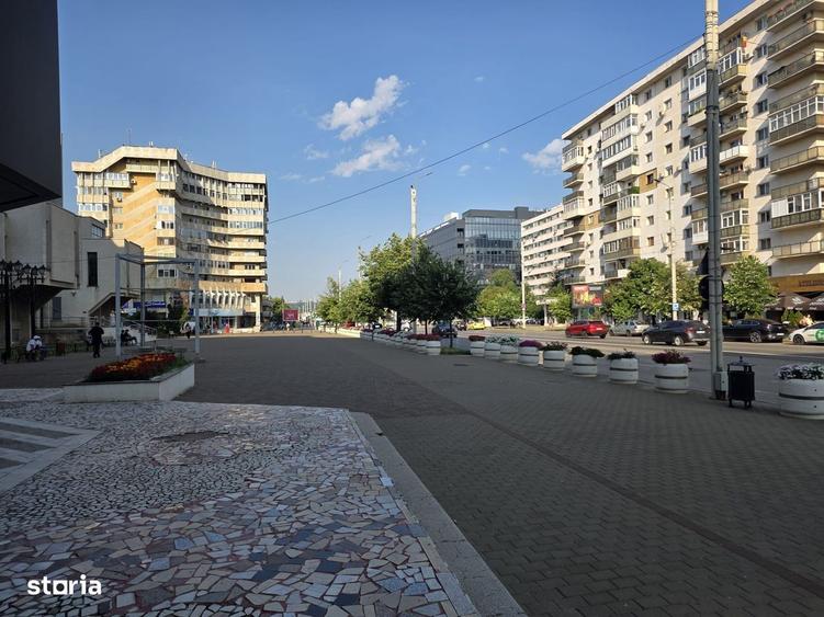 Spațiu comercial, de 180 mp, în Central