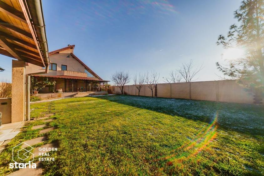 Casă cu 5 camere cu Teren 700 Mp în Grădiște