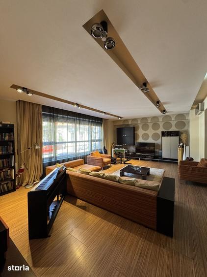 Apartament cu 4 camere în Bucureștii Noi