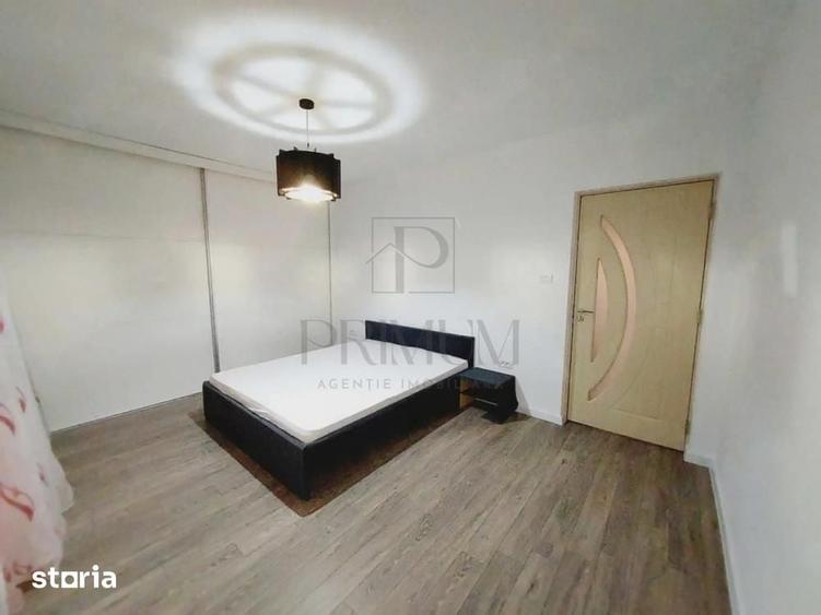 Apartament cu 3 camere decomandat în Soarelui