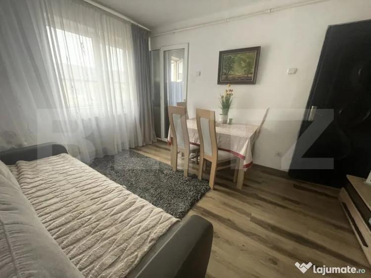 Apartament cu 2 camere semidecomandat în Central