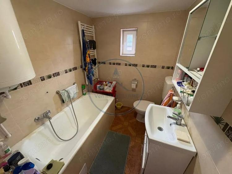 Casă cu Teren 943 Mp în Central